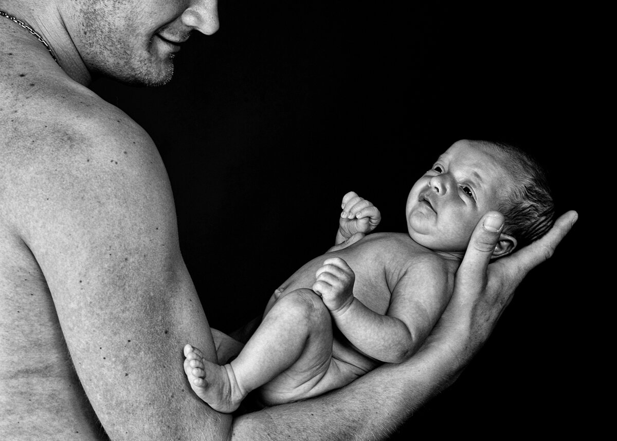 Schwarz-Weiß-Babyfotografie 4 von Markus Jaser